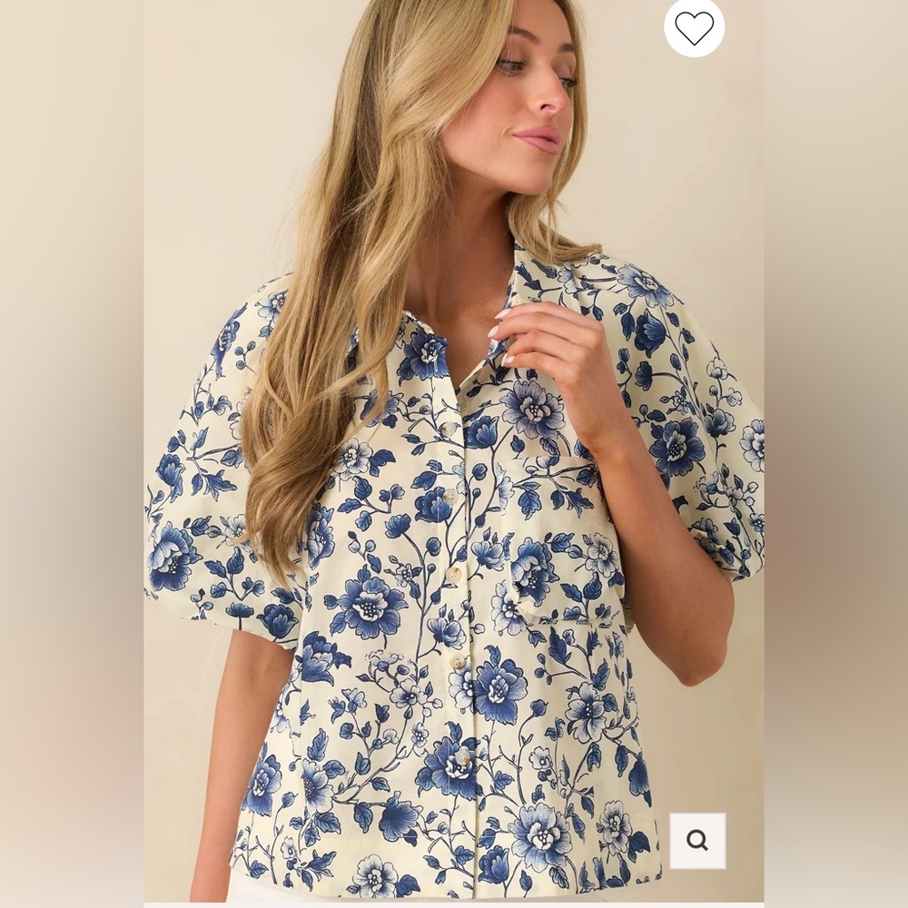 NWT Entro sweet surprise Navy Floral Top Small - Picture 3 of 5
